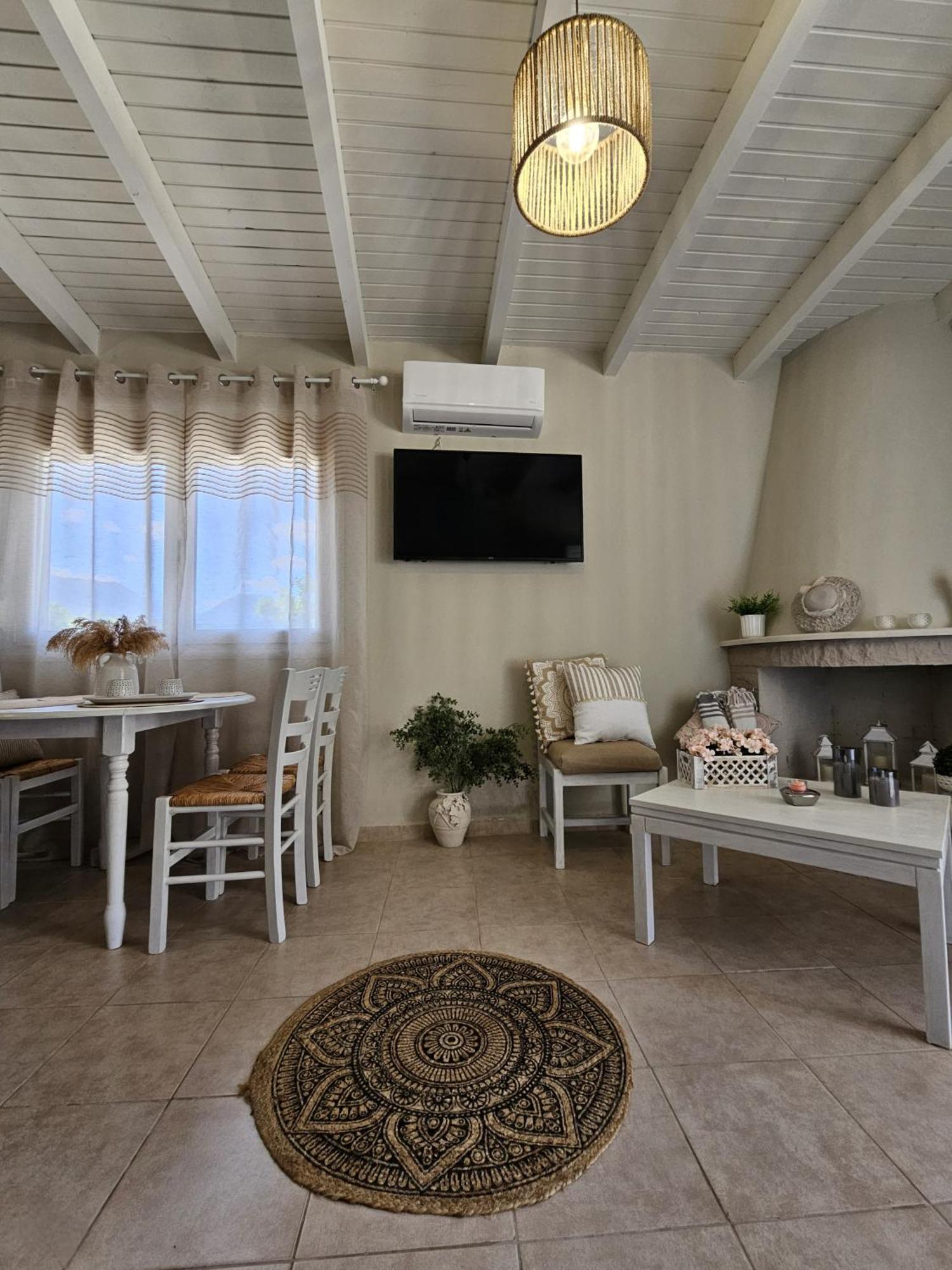 Ornament: Infinite Nature Villa Dhafnes Экстерьер фото
