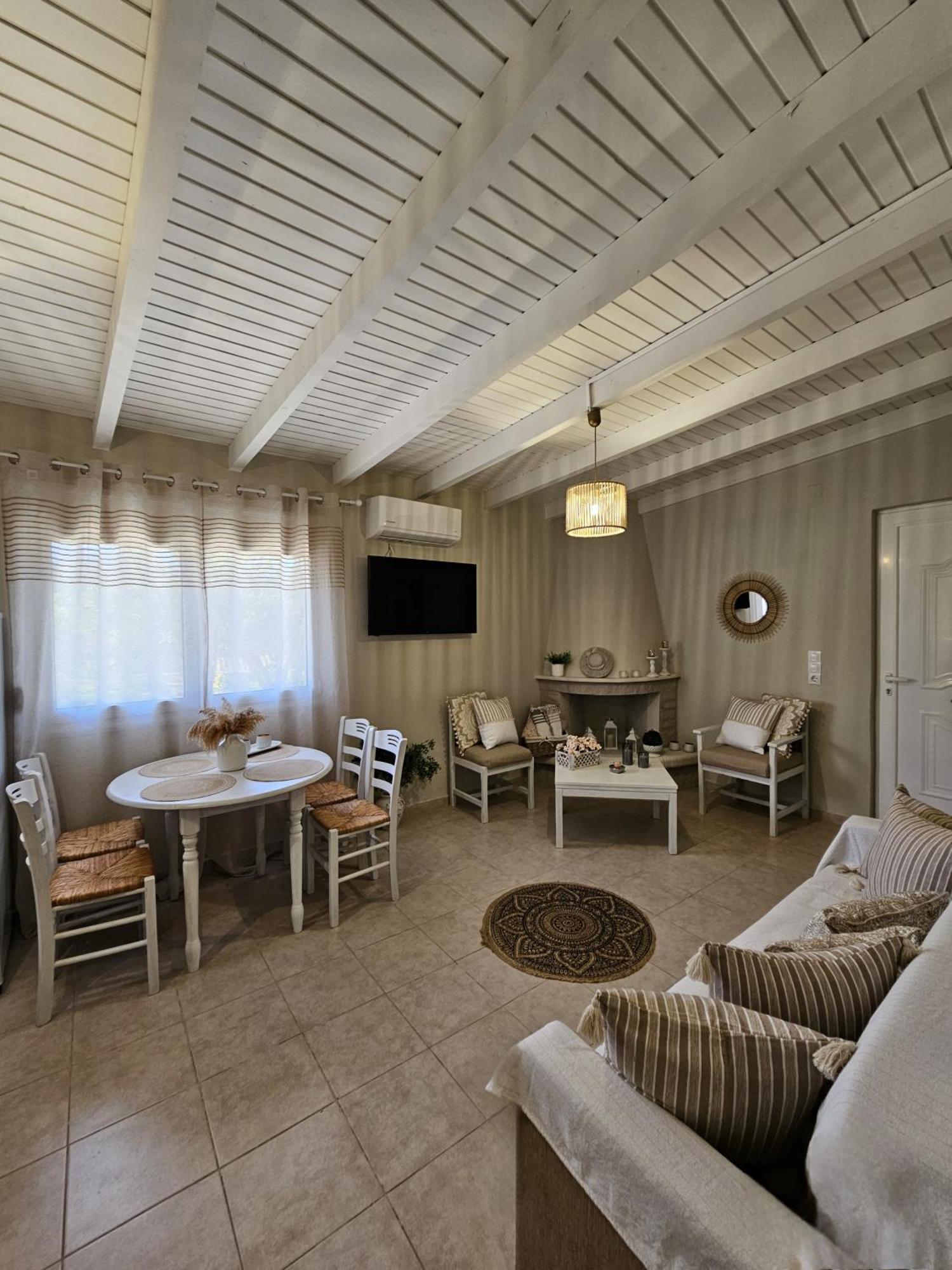 Ornament: Infinite Nature Villa Dhafnes Экстерьер фото